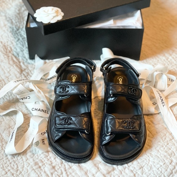 Chanel Chunky 39.5 Quilted Leather CC Dad Sandals CC-0525N-0213